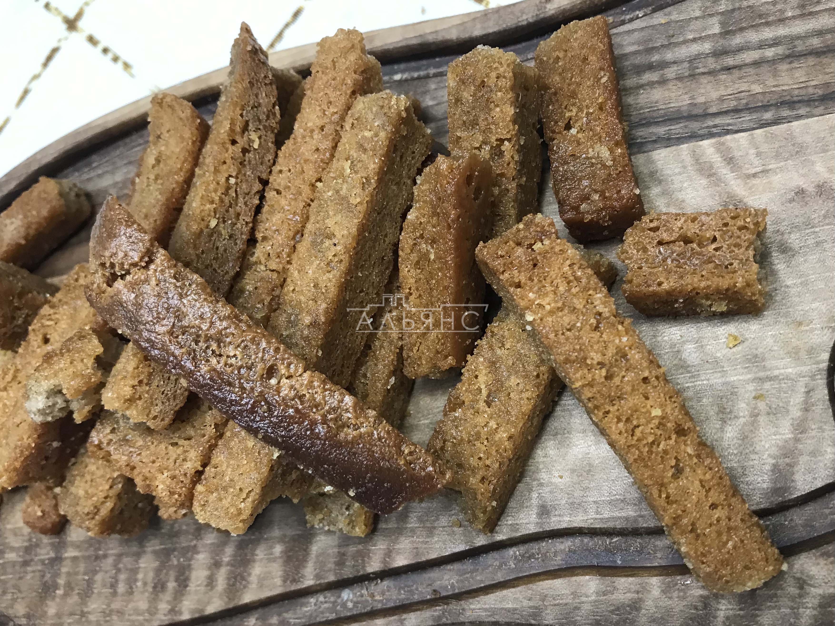 Деревенские гренки с чесноком в Клину