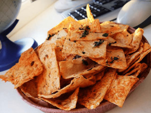 Лаваш со вкусом красной икры: Лаваш со вкусом аджики