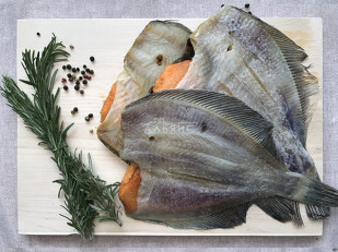 Уши свиные (Цельные) 