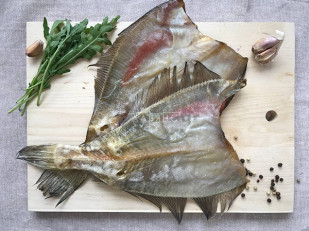 Уши свиные (Цельные) 