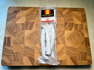 Сом стейк х/к: Колбаски сыровяленые Mini Fuet 