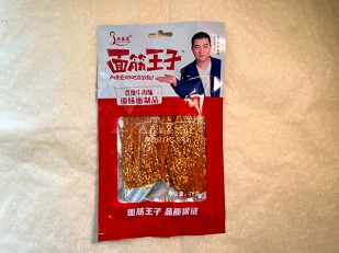 Корюшка с икрой вяленая ГОСТ (крупная): Мучные полоски КРАСНЫЕ со вкусом пряной говядины 76 гр