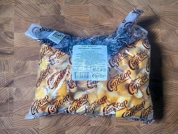 Сыр 1 кг ГОРНЫЙ СЫРОВАР (Бочонок копчёный с паприкой) в Клину